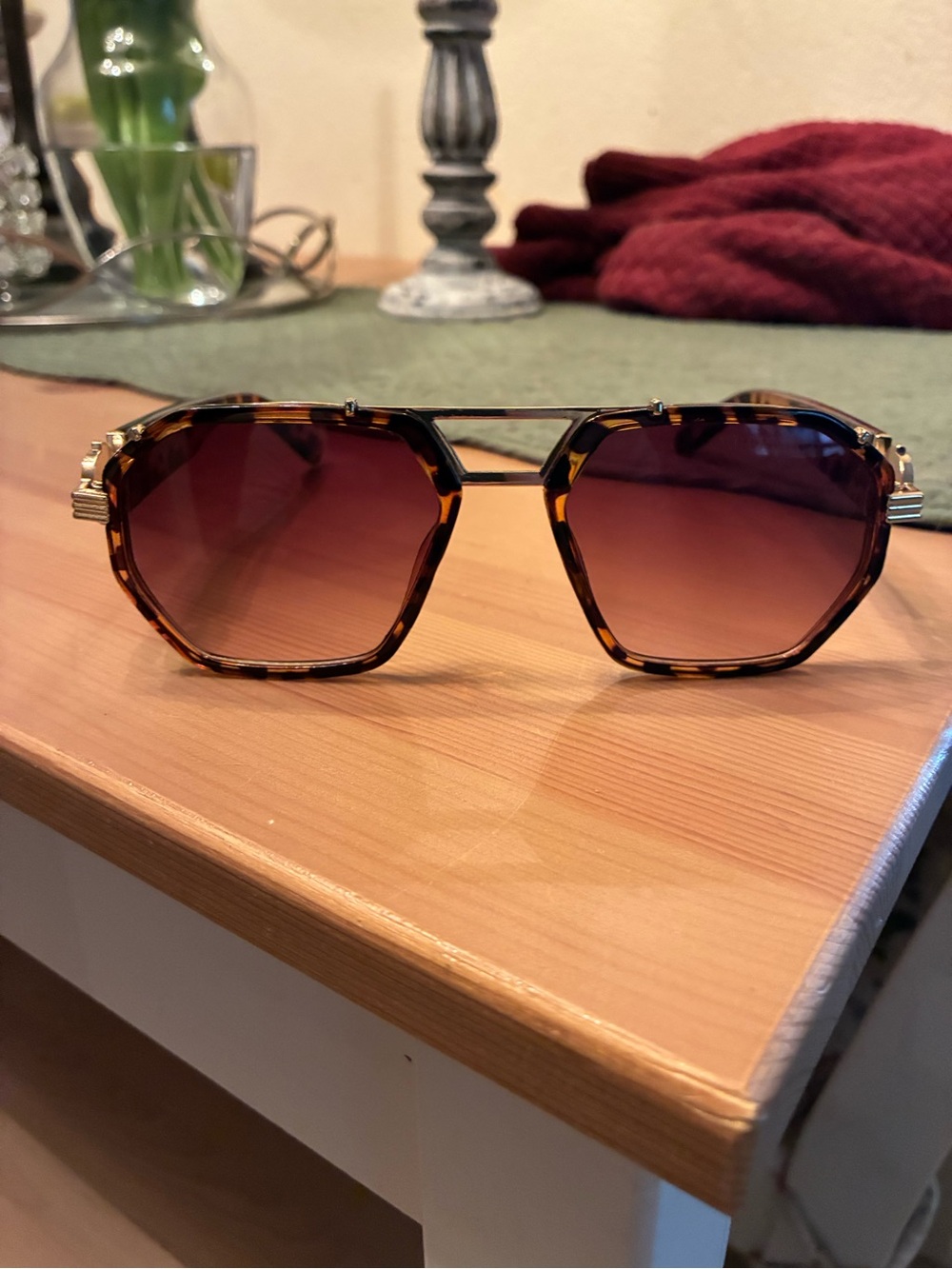 Versace Tortoiseshell Frame Sunglasses with Brown Gradient Lenses